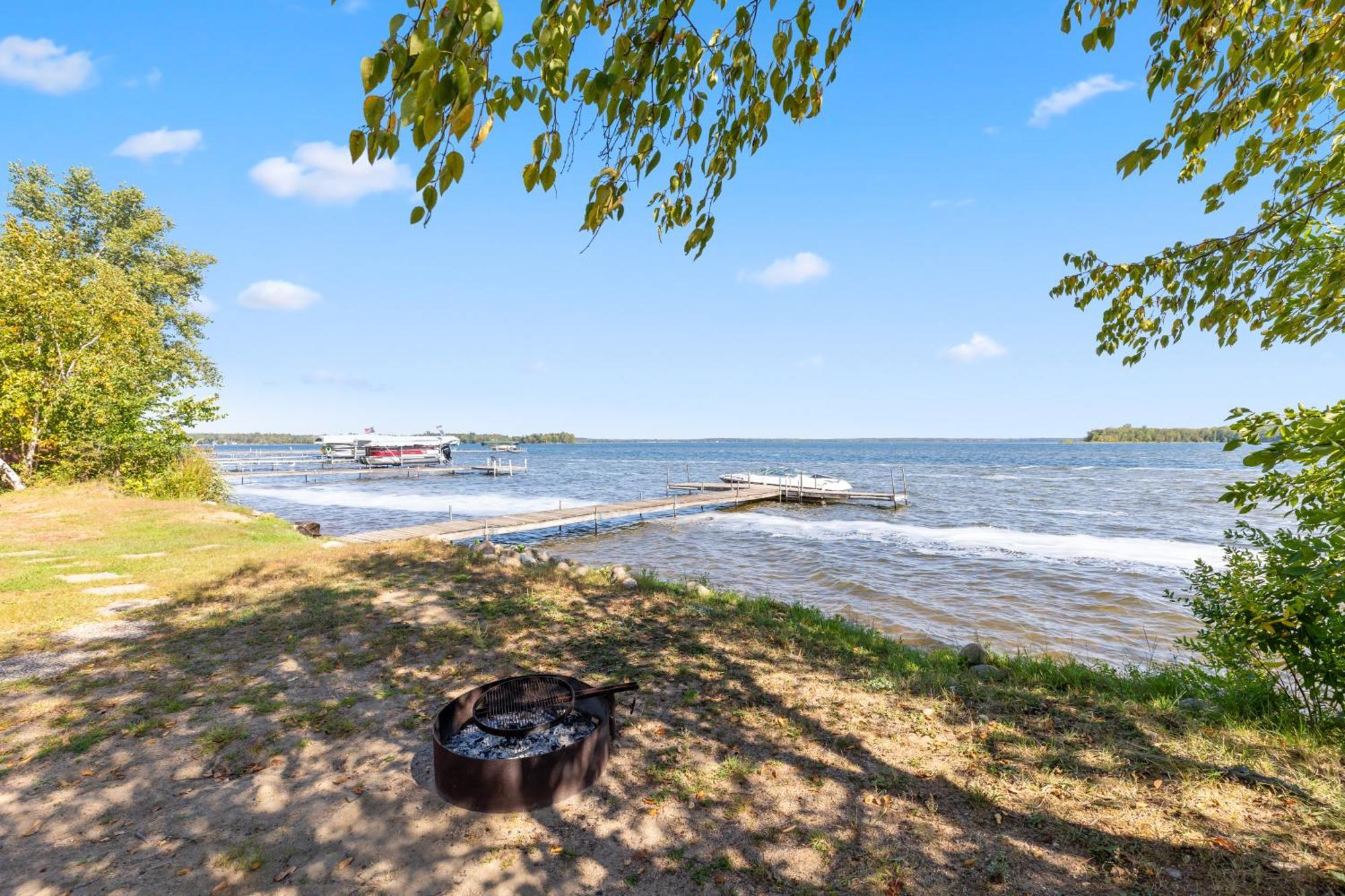 The Lodges At Breezy Point Exterior photo