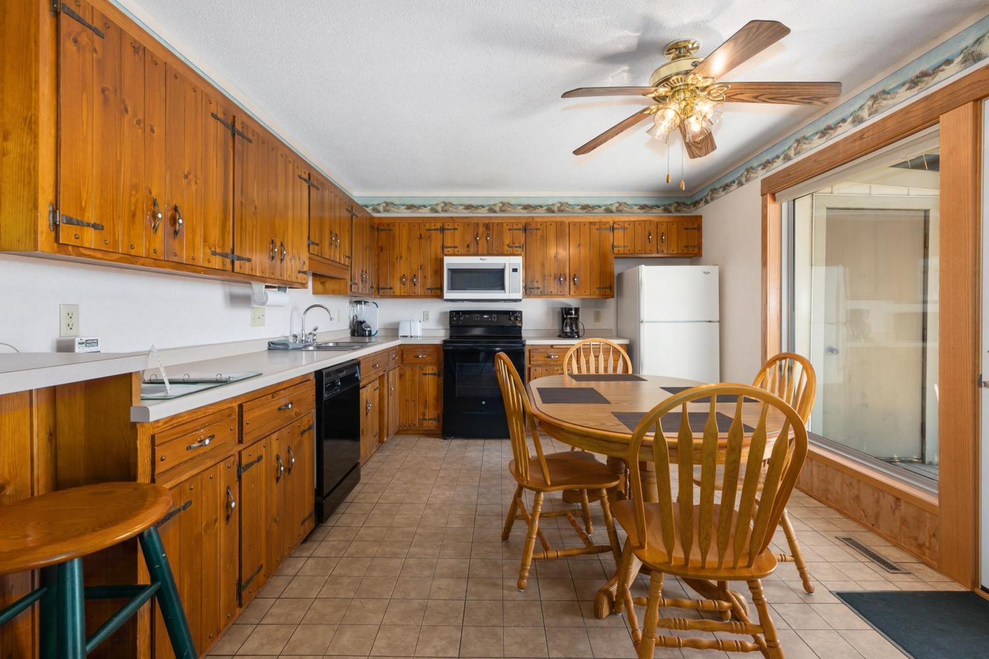 The Lodges At Breezy Point Exterior photo